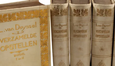 Friends of Leiden University Libraries generously support acquisitions for the Nieuwe Kunst collection