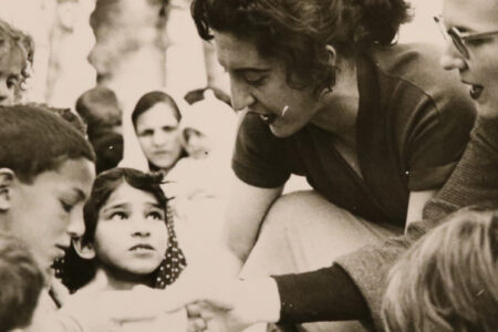 Contemporary Iran and Modernisation Through the Lens of an Album